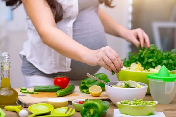 Lối sống và dinh dưỡng khoa học sẽ giúp mẹ bầu khỏe mạnh trong suốt thai kỳ
