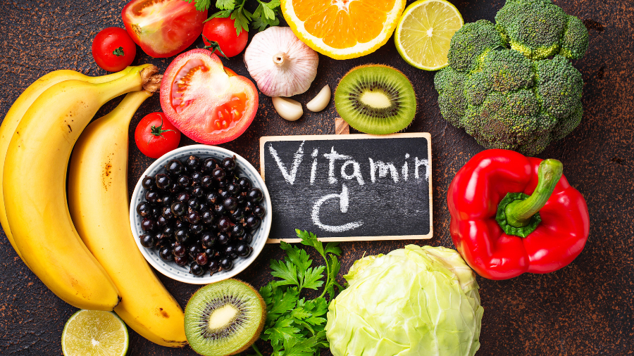Vitamin C là chất dinh dưỡng thiết yếu có trong nhiều loại thực phẩm